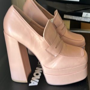 Pass the test platform loafers